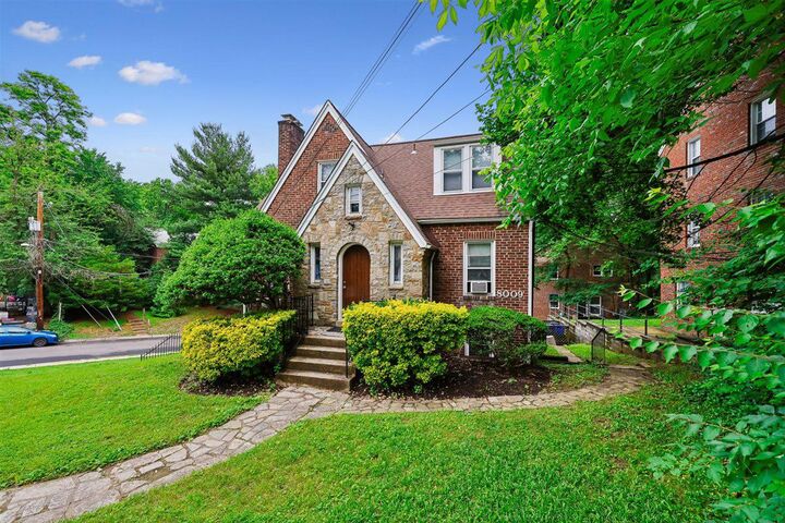 Property Photo: 8009 Garland Avenue MD 20912