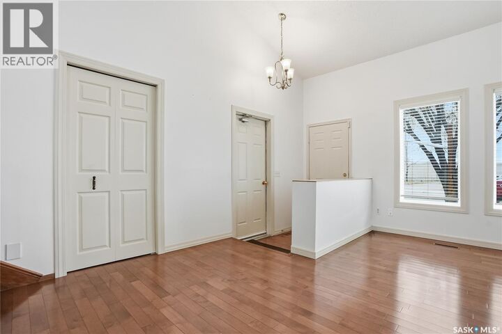 Property Photo: 314 Waterbury Road SK S7J 4T9