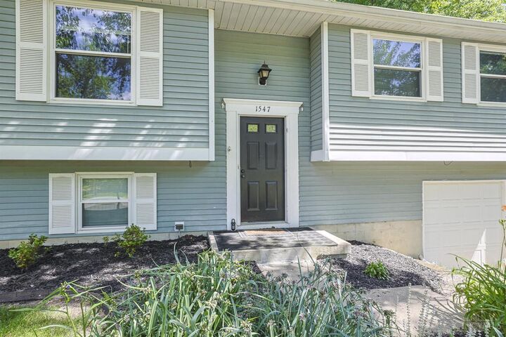 Property Photo:  1547 Buckboard Lane  OH 45140 