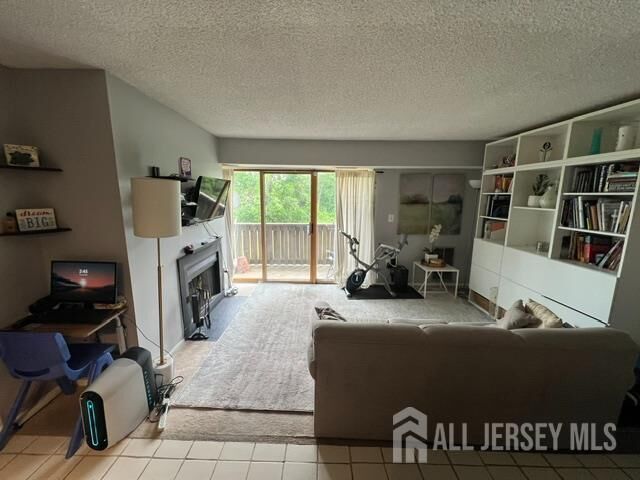 Property Photo:  1009 Aspen Drive  NJ 08536 