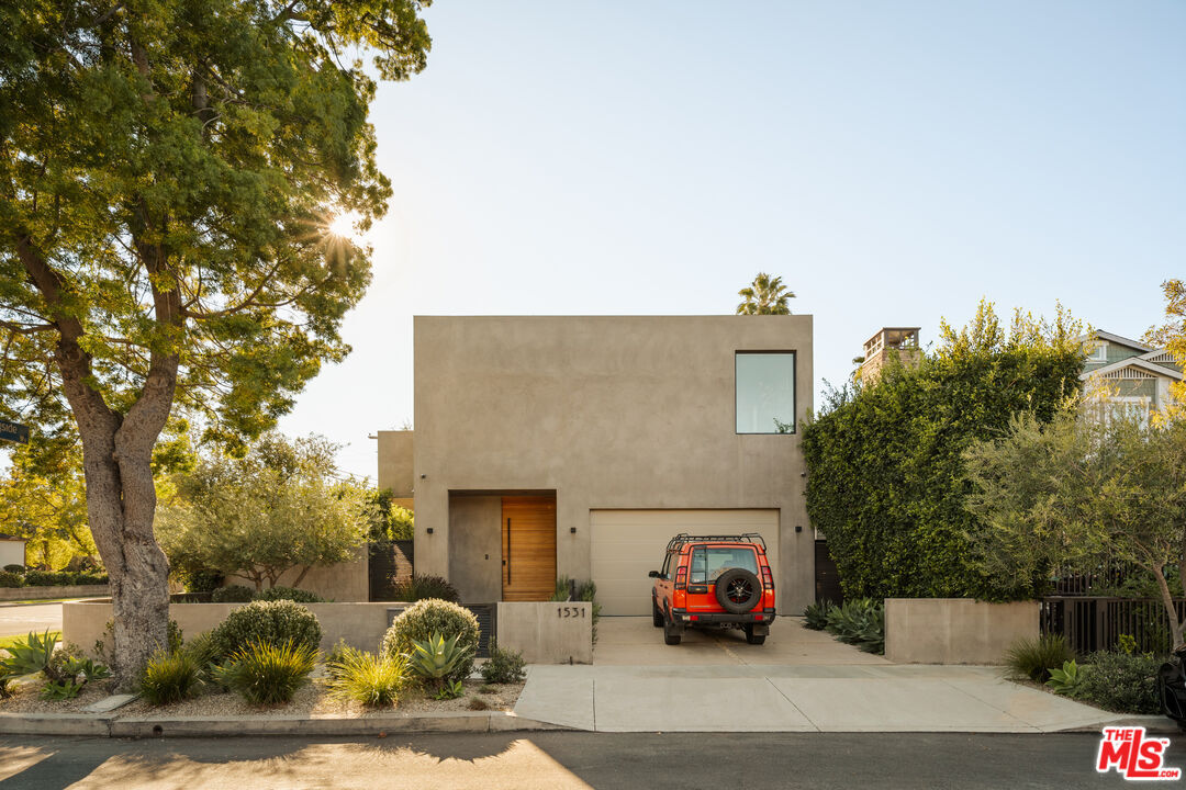 Property Photo: 1531 Louella Ave CA 90291