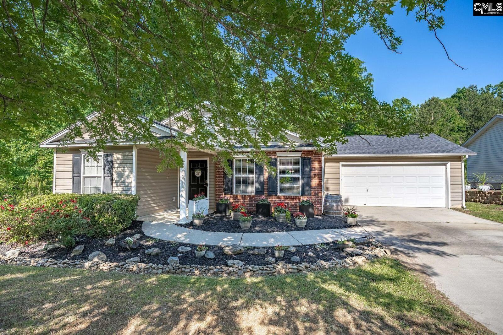 Property Photo: 559 Foxstone SC 29036