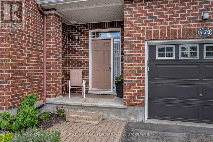 Property Photo: 472 Celtic Ridge Crescent ON K2W 0B2