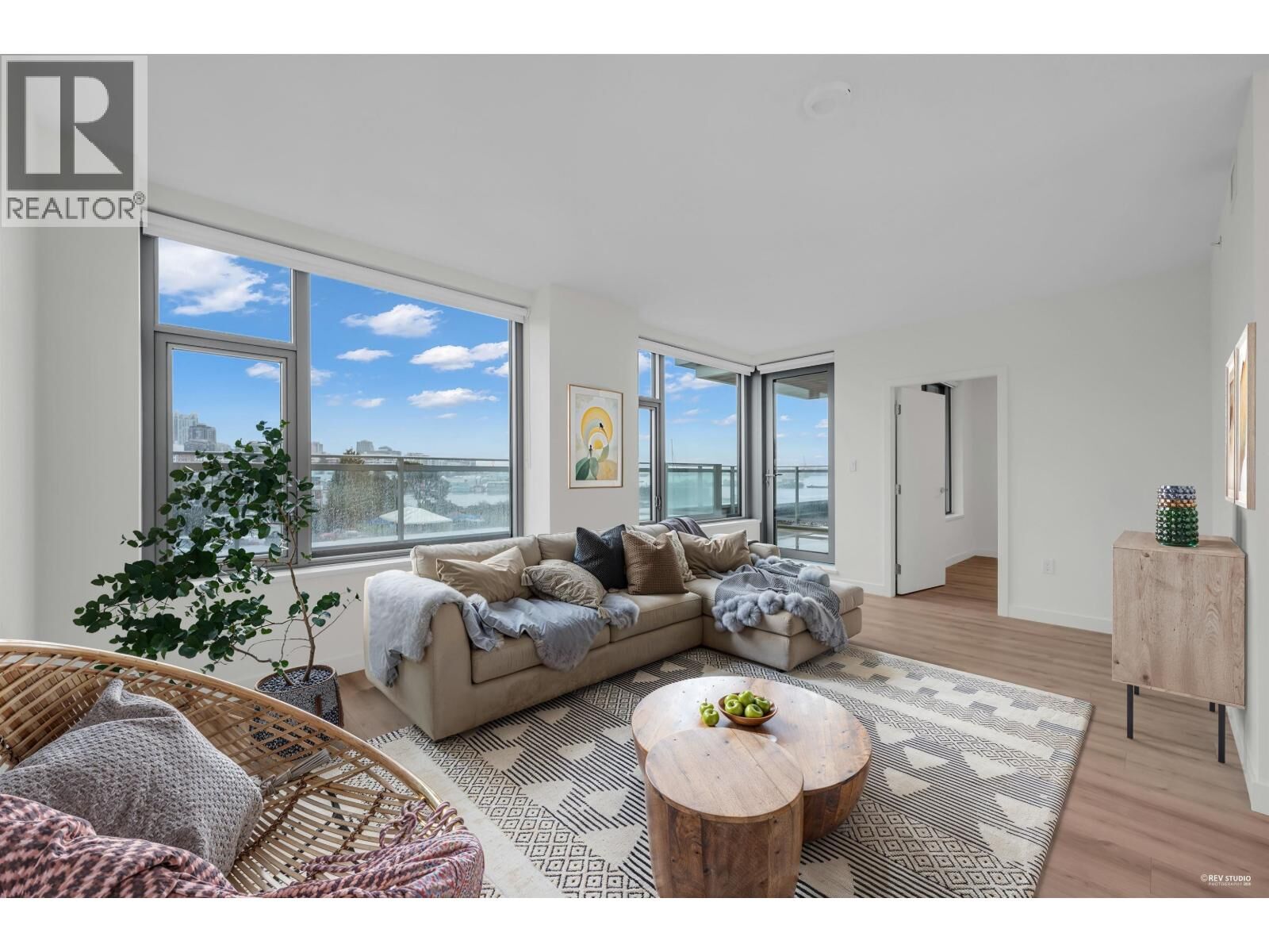 Property Photo:  755 Harbourside Drive 320  BC V7P 0G1 