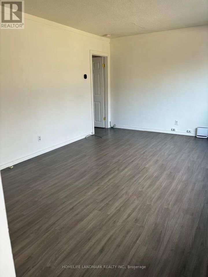 Property Photo:  185 Sinclair Avenue  ON L1J 1W1 