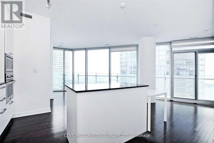 Property Photo:  12 York Street 5202  ON M5J 0A9 