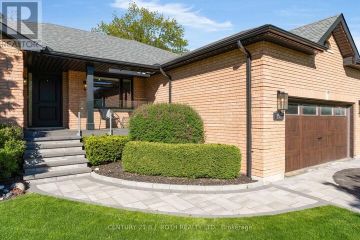 Property Photo:  151 Wildwood Trail  ON L4N 7Z7 