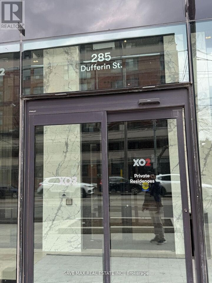 Property Photo: 285 Dufferin Street 501 ON M6K 1Z7