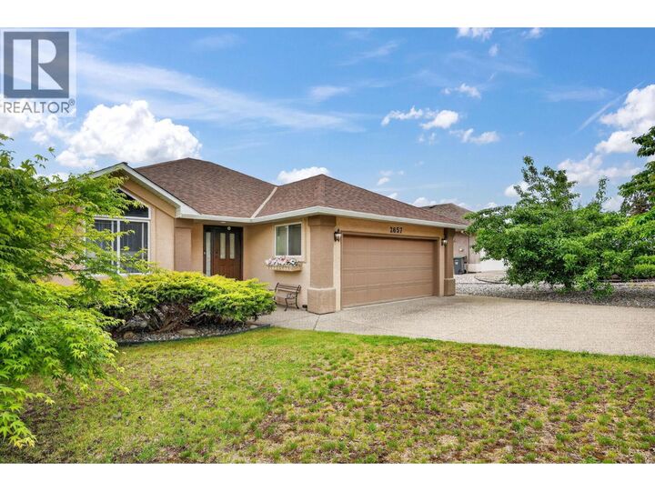 Property Photo:  2657 Wild Horse Drive  BC V4T 2K9 