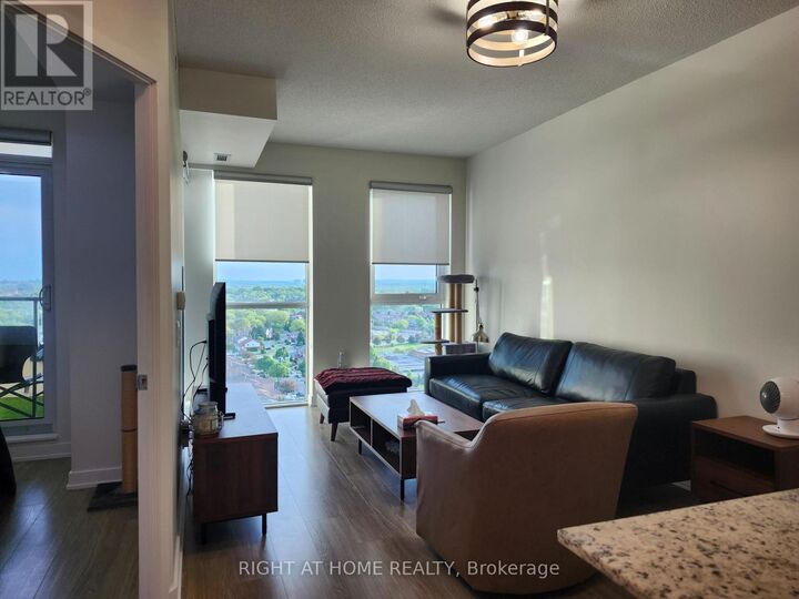 Property Photo:  4085 Parkside Village Drive 1710  ON L5B 0K9 