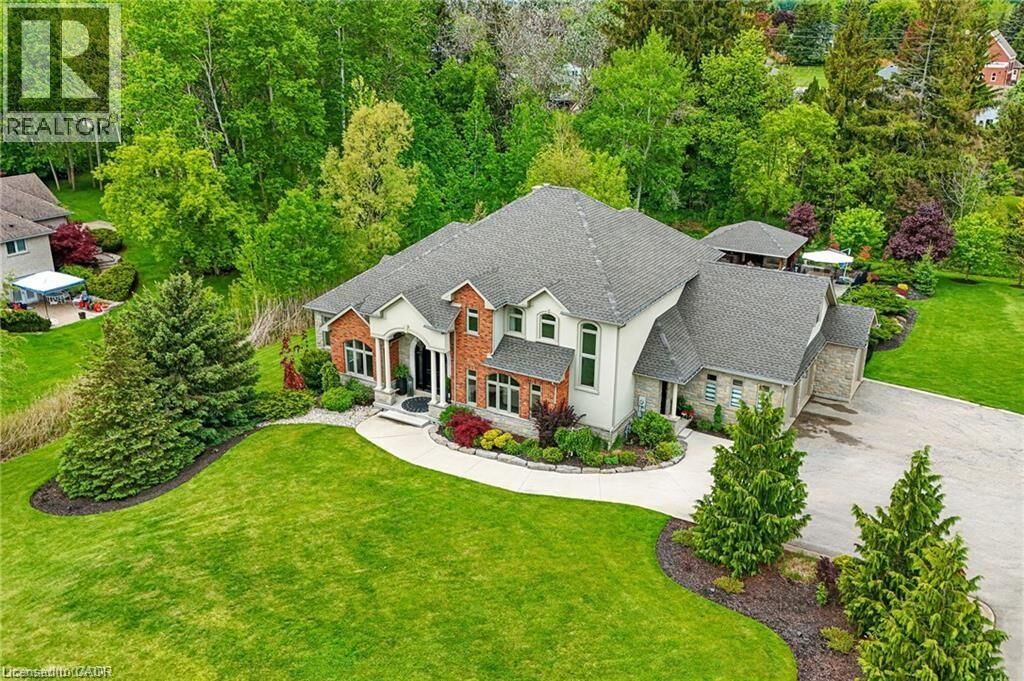 Property Photo:  85 Reinhart Place  ON N0B 2H0 