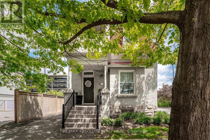 Property Photo: 231 Bell Street North ON K1R 7E1
