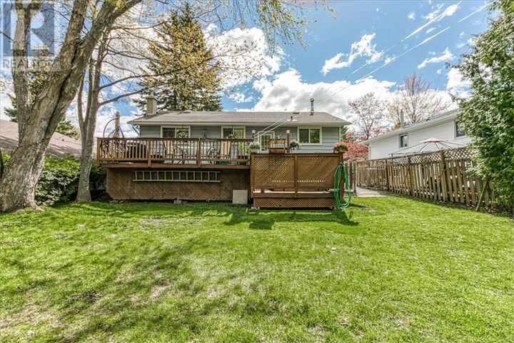 Property Photo:  556 Phillip Street  ON P3Y 1M5 