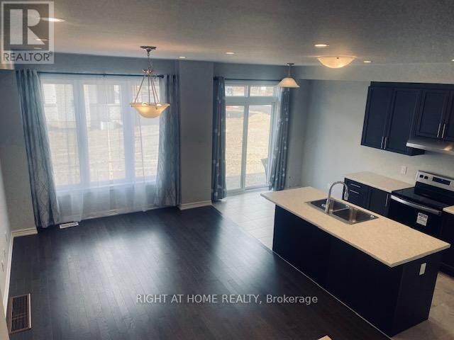 Property Photo:  1093 1093 Thompson Drive  ON L1L 0V5 