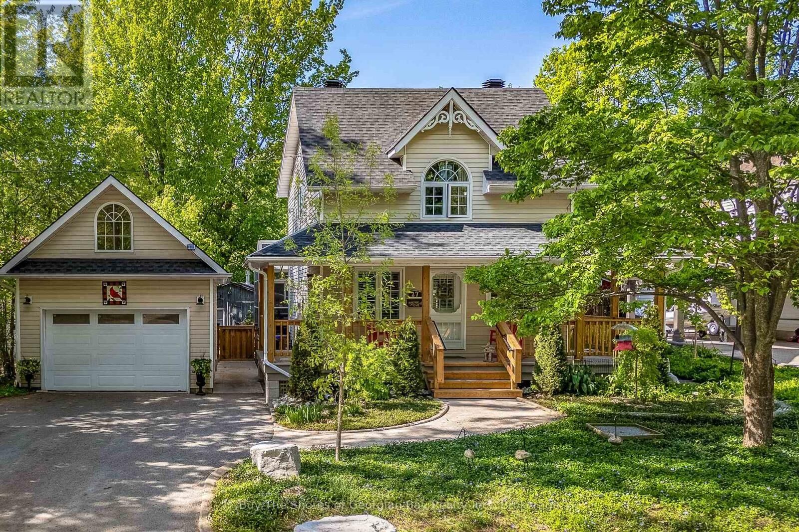 Property Photo:  27 Don Street  ON L9M 1E5 