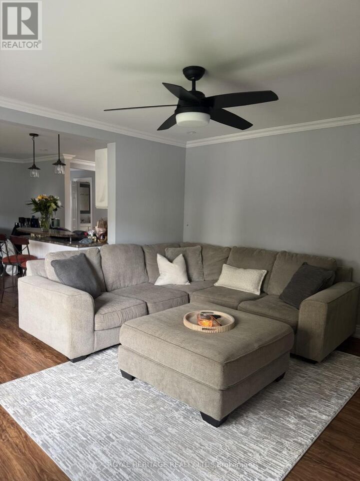 Property Photo: 770 Cambridge Court ON L1G 1G2