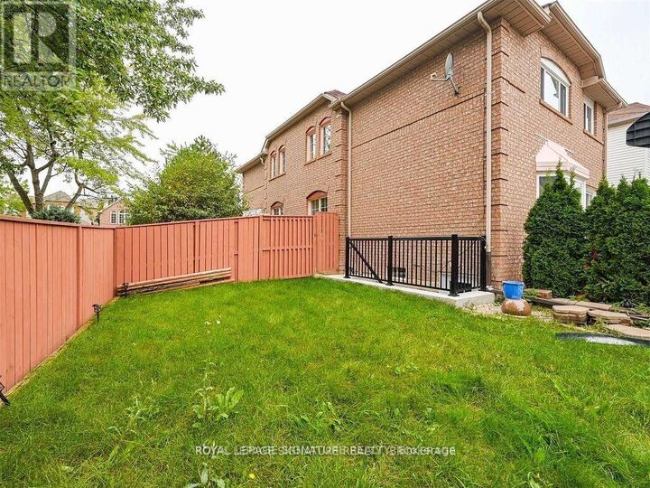 Property Photo: 5955 Leeside Crescent Basement ON L5M 5L8