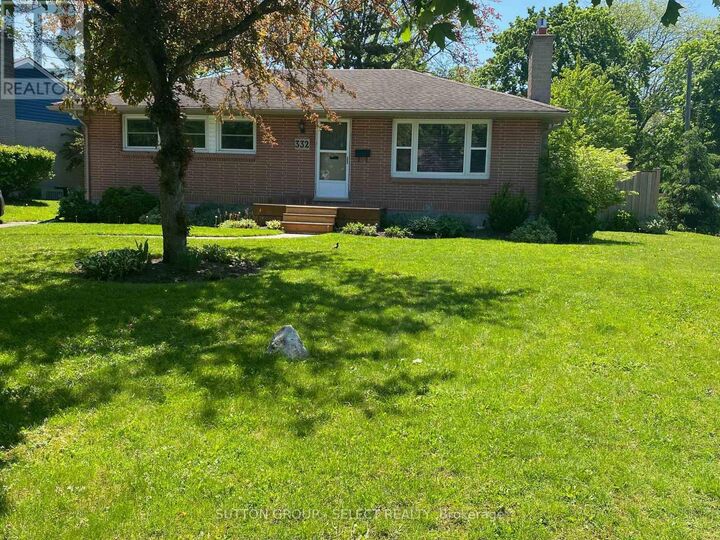 Property Photo:  332 Ridgewood Crescent  ON N6J 3G6 