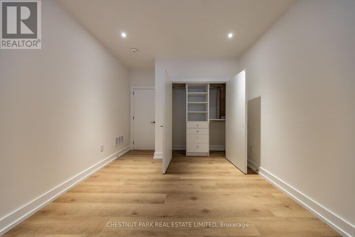 Property Photo:  29 Hatherley Road A  ON M6E 1V8 