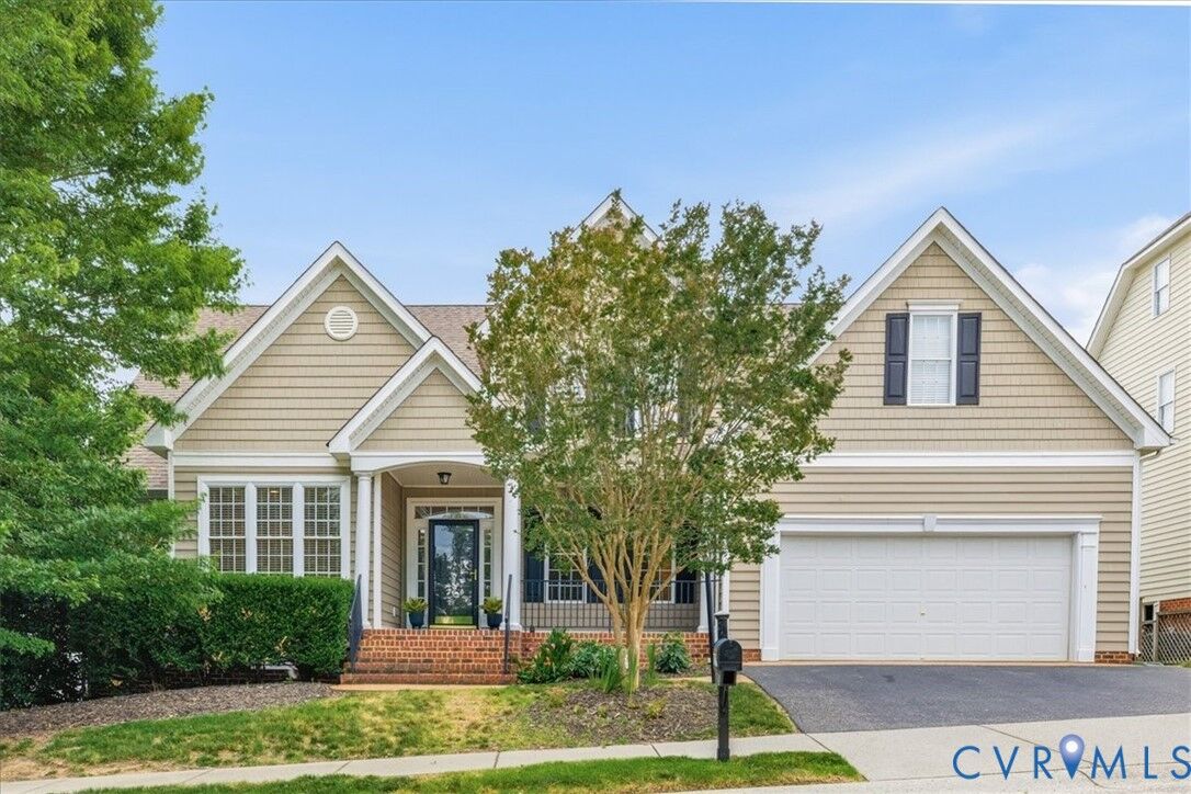 Property Photo:  742 Colony Forest Drive  VA 23114 