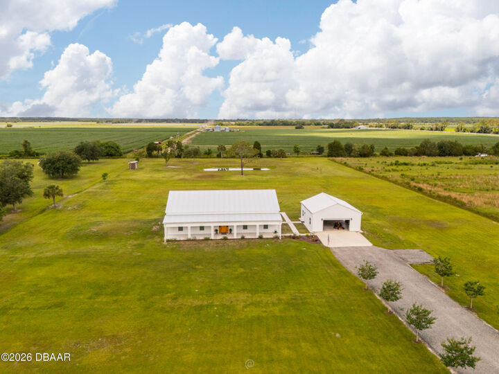 Property Photo:  222 County Road 15  FL 32110 