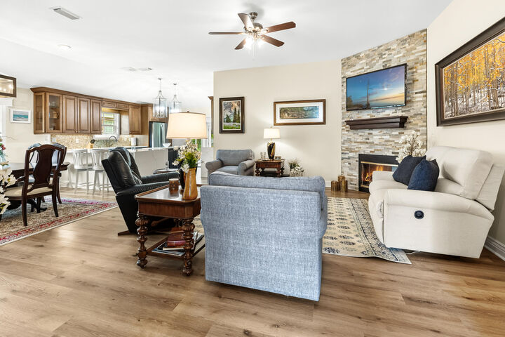 Property Photo: 204 Bay Tree Drive FL 32550