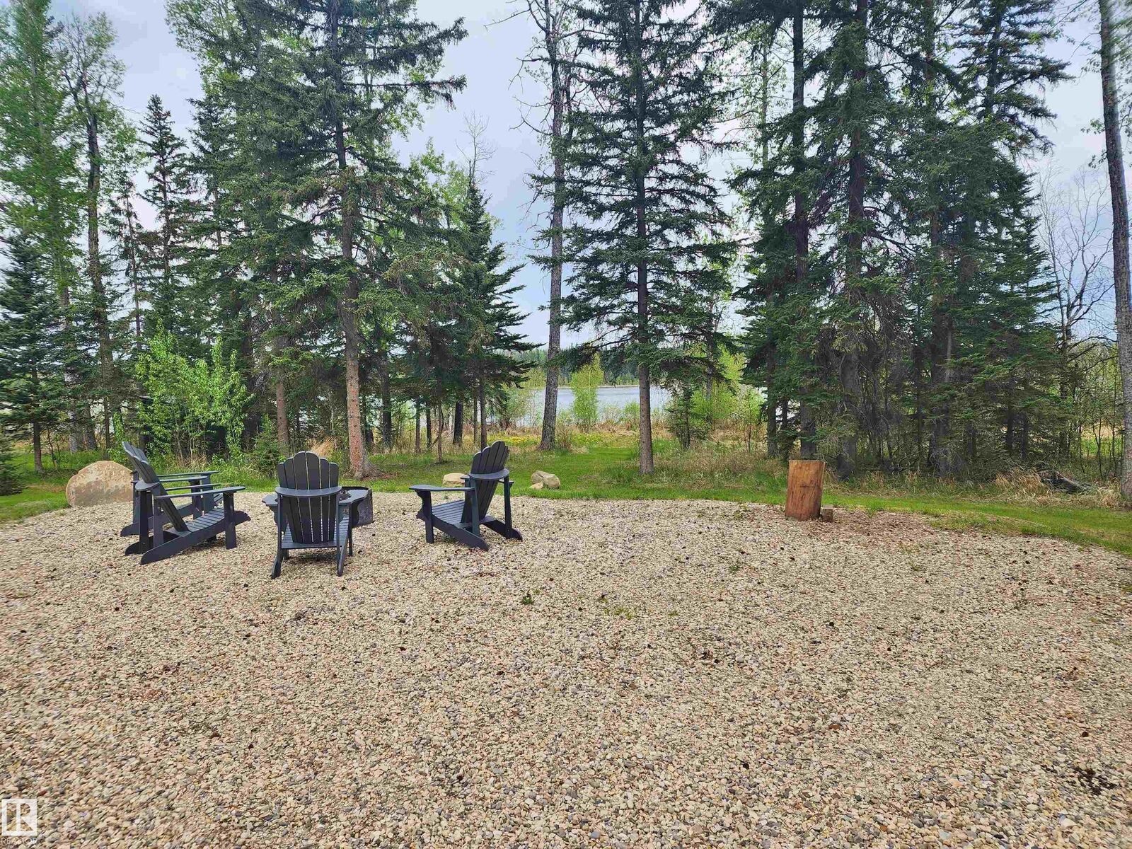 Property Photo:  464068 Hwy 761 332  AB T0C 0T0 