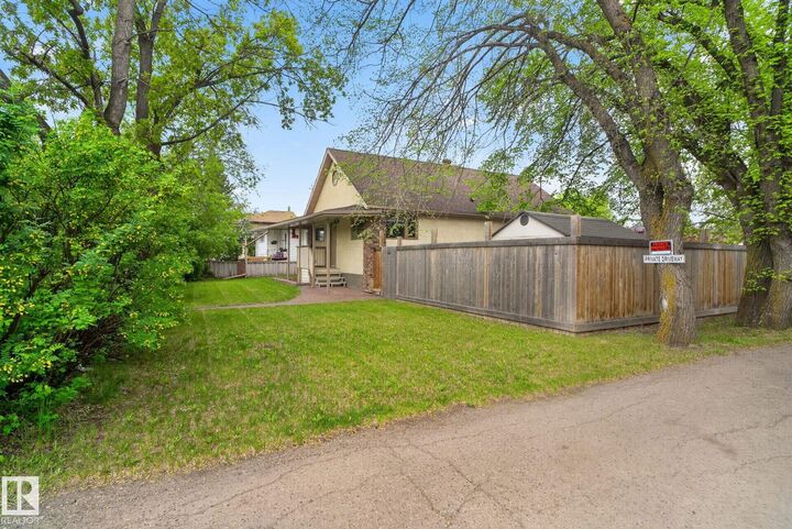 Property Photo:  9821 153 Street NW  AB T5P 2A6 