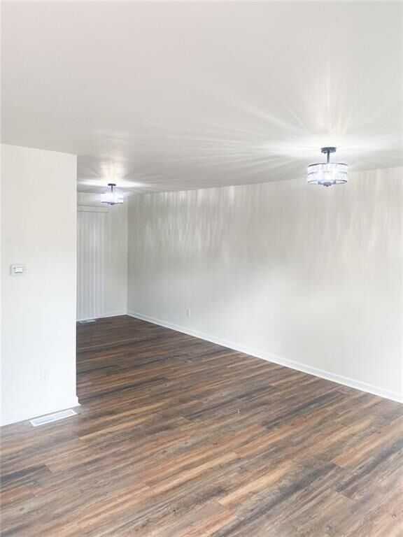 Property Photo:  7010 Oakhill Circle  GA 30168 