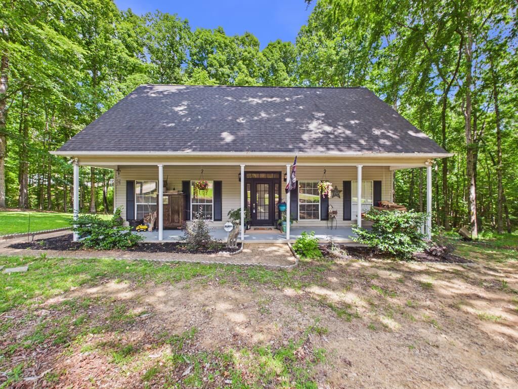 Property Photo:  1193 County Road 0500  AL 36854 