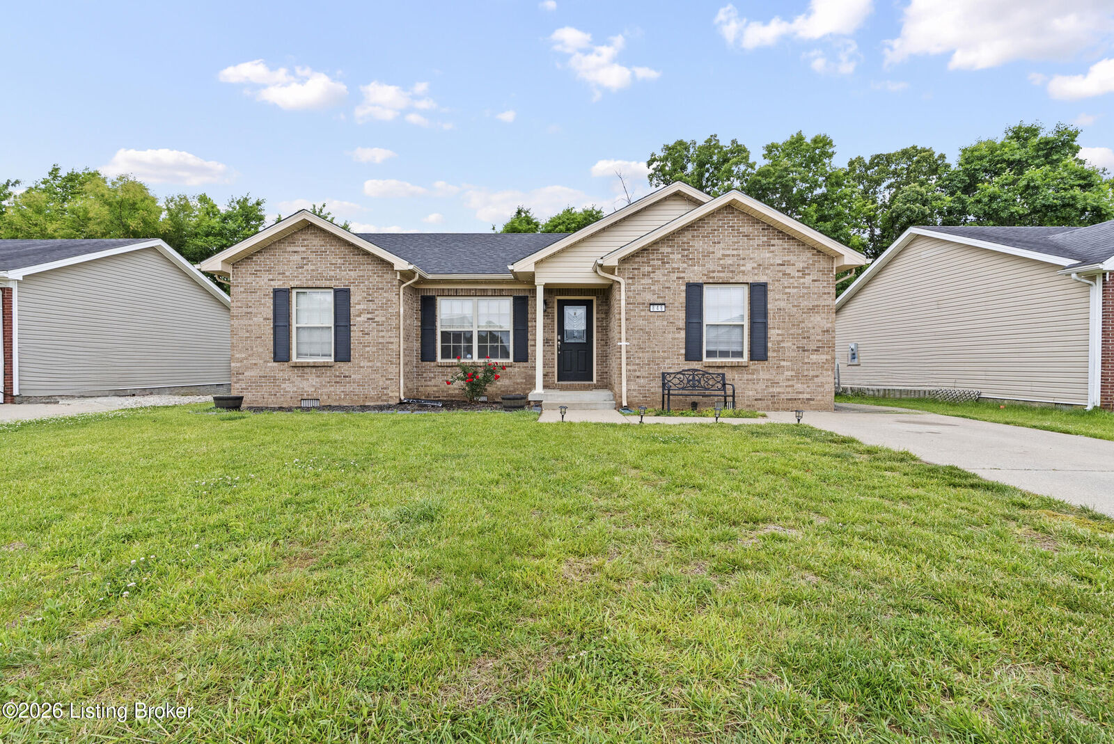 Property Photo: 846 Tecumseh Dr KY 40165