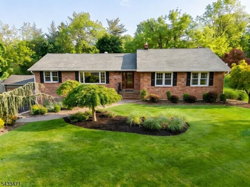 Property Photo: 31 Samuel Dr NJ 08822