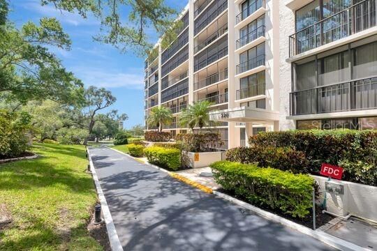 Property Photo:  220 Belleview Boulevard 203  FL 33756 