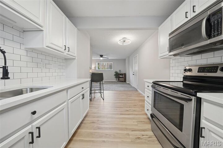 Property Photo: 82 Lemans Court 82 MO 63367