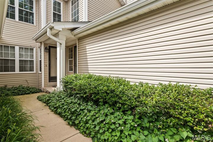 Property Photo: 605 Pine Ridge Trails Court B MO 63021