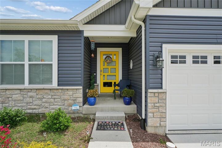 Property Photo: 976 Brookfield Chase Court MO 63031