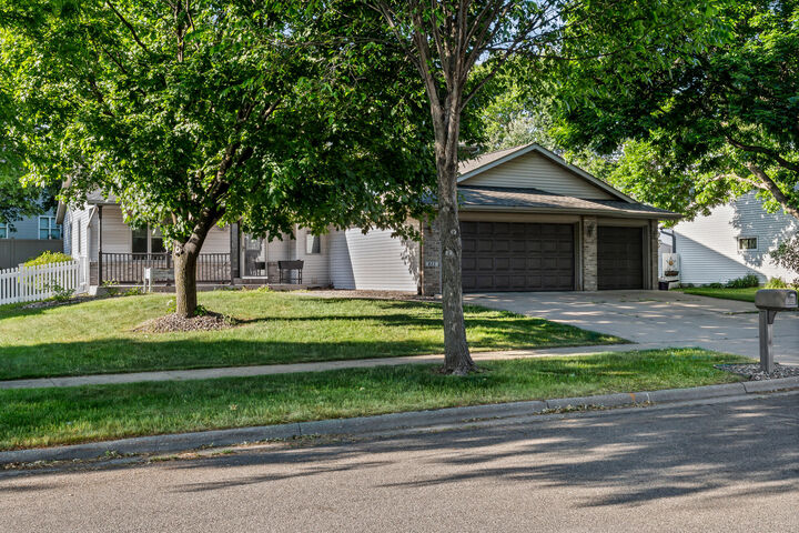 Property Photo: 823 Windhill St WI 54650