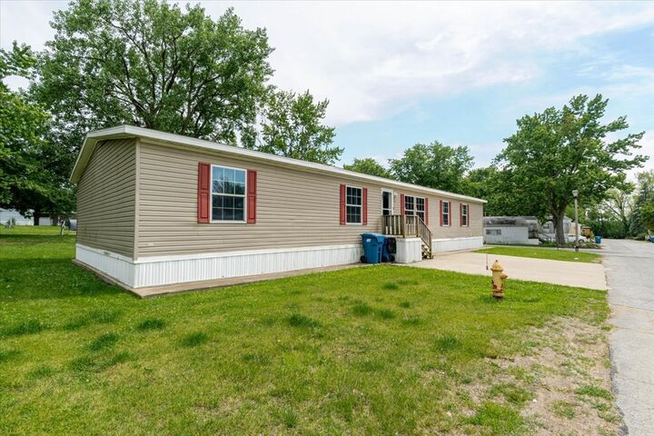 Property Photo: 861 4th Street IL 61761
