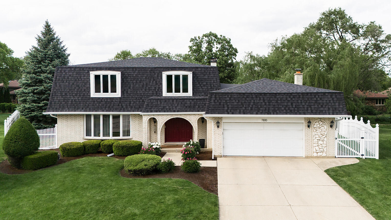 Property Photo:  7810 Del Court  IL 60561 