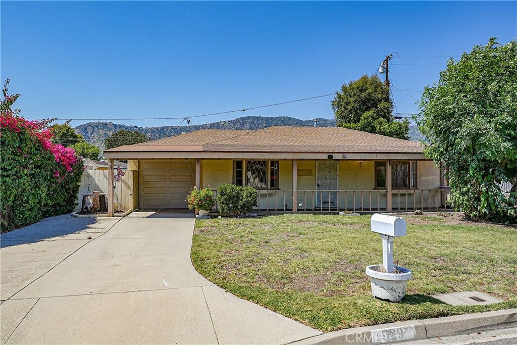Property Photo:  629 W Leeside Street  CA 91741 