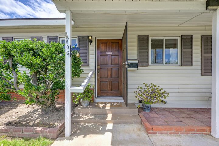 Property Photo: 606 Wales Drive CA 95630