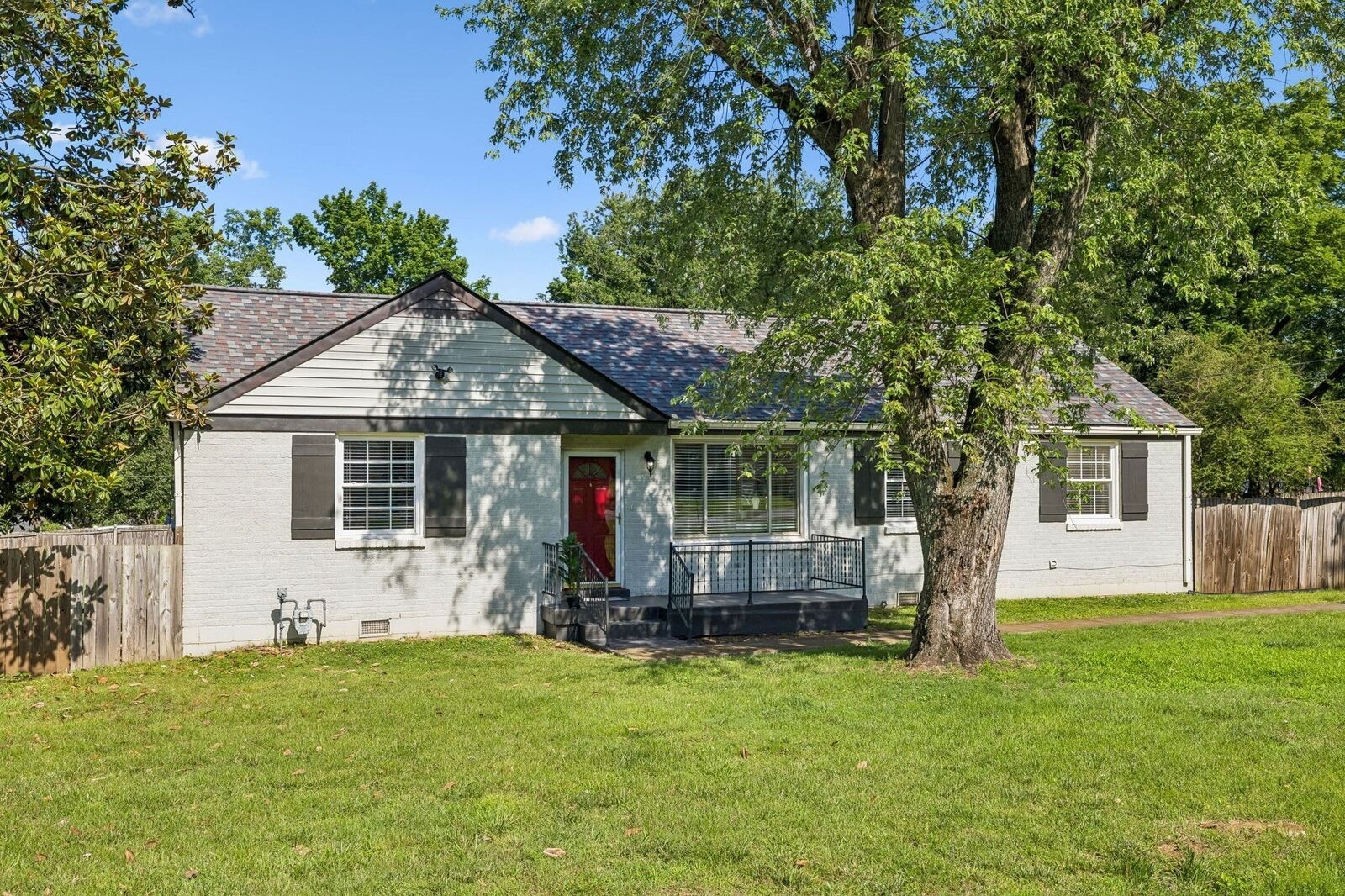 Property Photo:  901 Vantrease Rd  TN 37115 