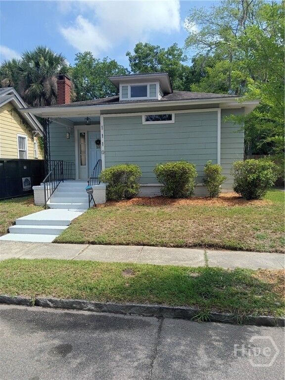 Property Photo:  1110 E 40th Street  GA 31404 
