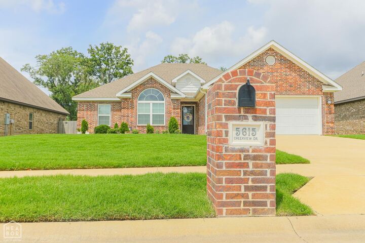 Property Photo:  5615 Creekview Drive  AR 72404 