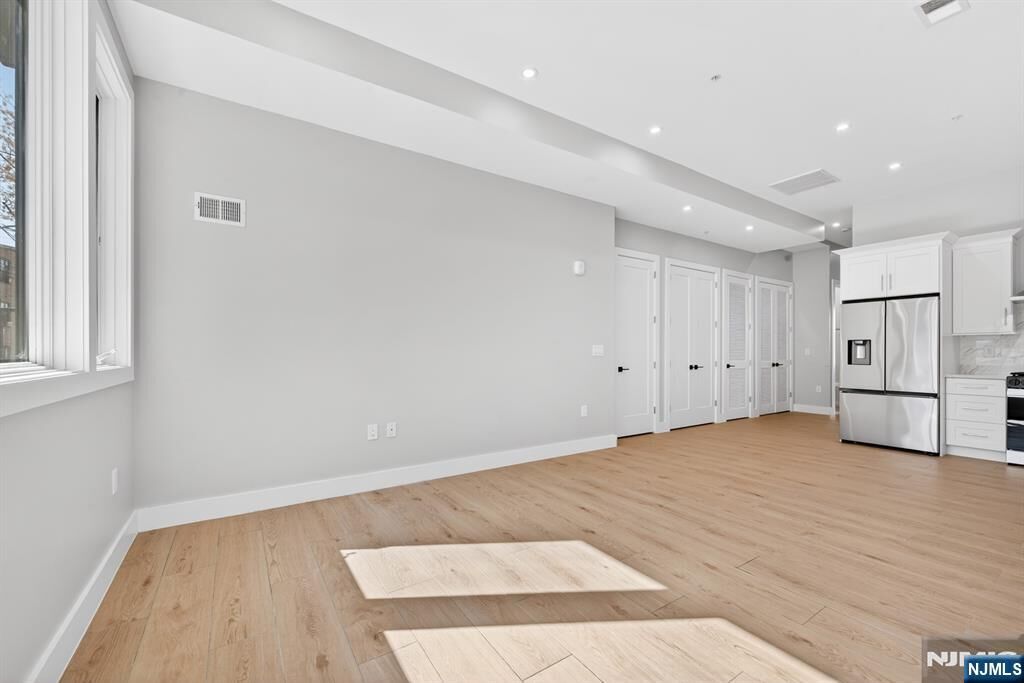 Property Photo:  126 De Kalb Avenue 1  NJ 07306 