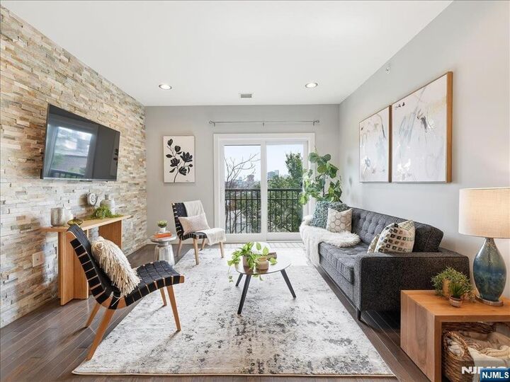 Property Photo: 302 Palisade Avenue 404 NJ 07307