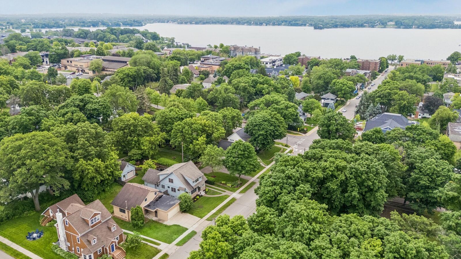 Property Photo: 132 Minnetonka Avenue N MN 55391