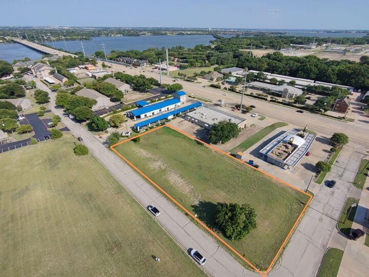 Property Photo:  5310 Lakeview Parkway  TX 75088 
