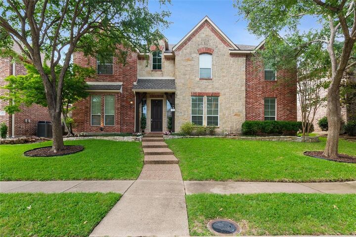 Property Photo:  2035 Burnside Drive  TX 75013 