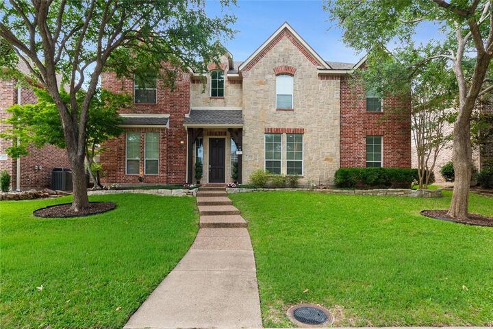 Property Photo:  2035 Burnside Drive  TX 75013 